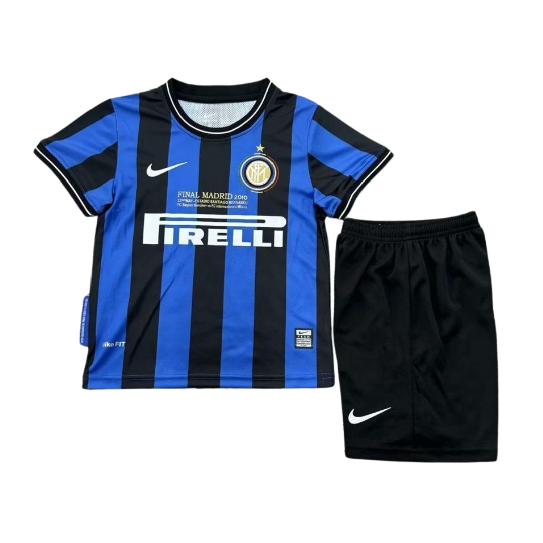 Inter Retro Kids Kit