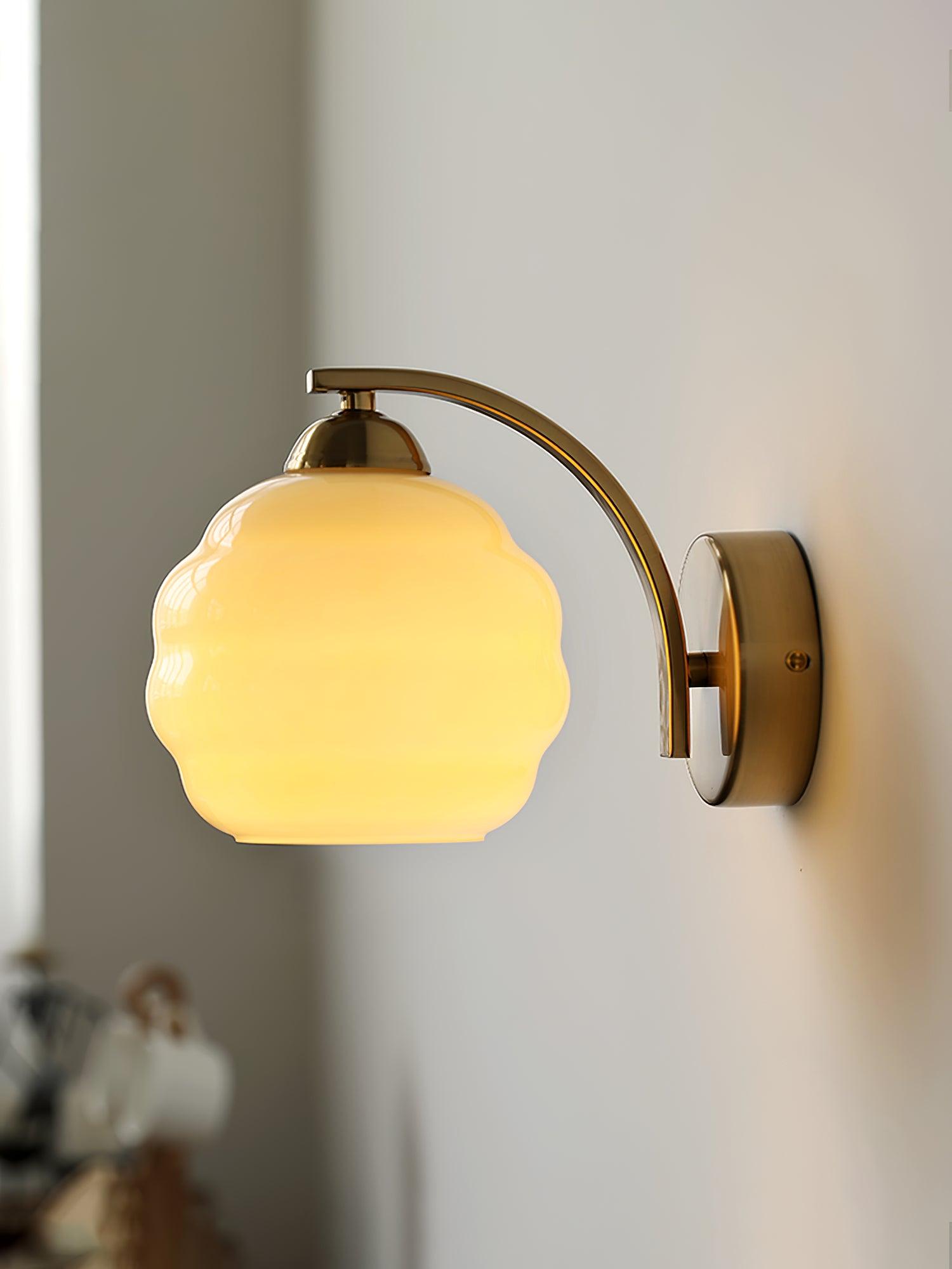 Art Deco Rippled Globe Glass Wall Sconce 1-Light