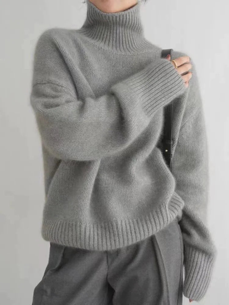 Ivania | Turtleneck Sweater