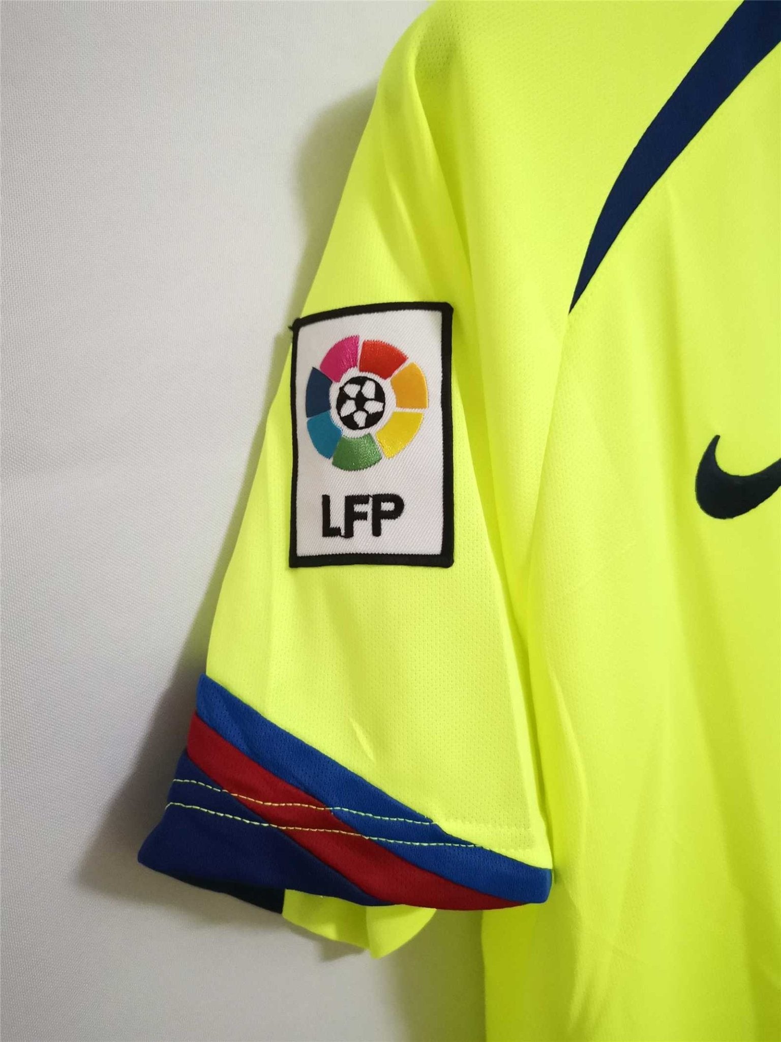 Ronaldinho Barcelona Away 2005/06 Jersey