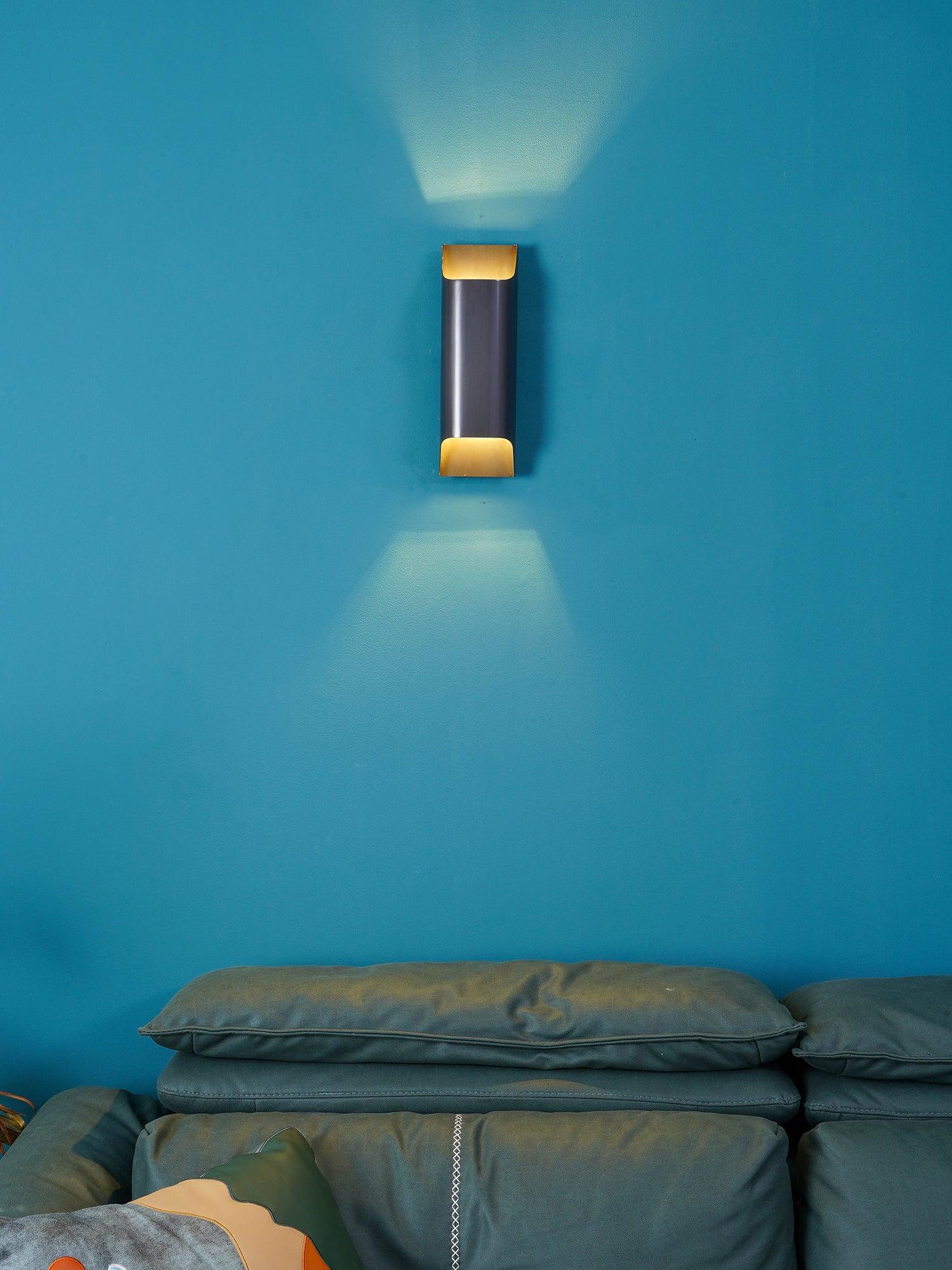 Modern Curved Brass LED Wall Sconce 1-Light