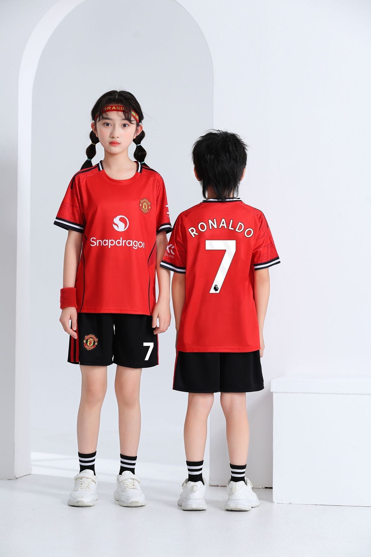 Kids’ Football Jersey & Shorts Set Manchester United - Cristiano Ronaldo
