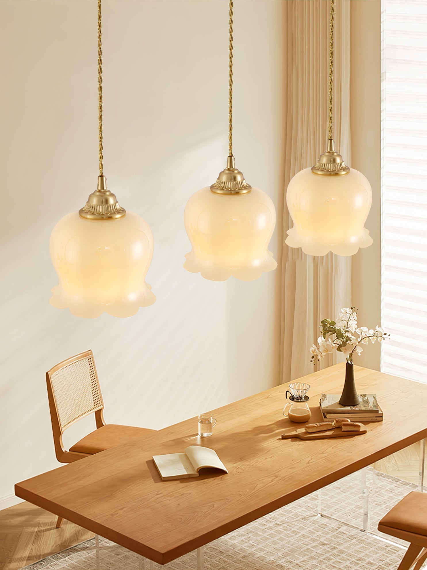 Vintage Brass Petal Glass Pendant Light 1-Light