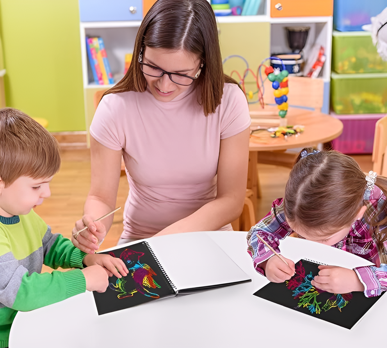 Libro d'Arte da Grattare Arcobaleno Montessori