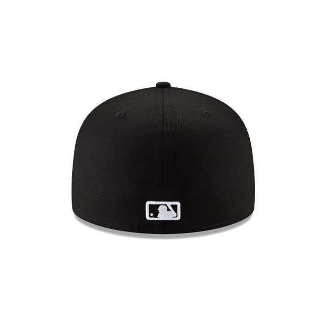 Los Angeles Dodgers Official BW 2025 World Series Champs Emblem White Outline 59FIFTY