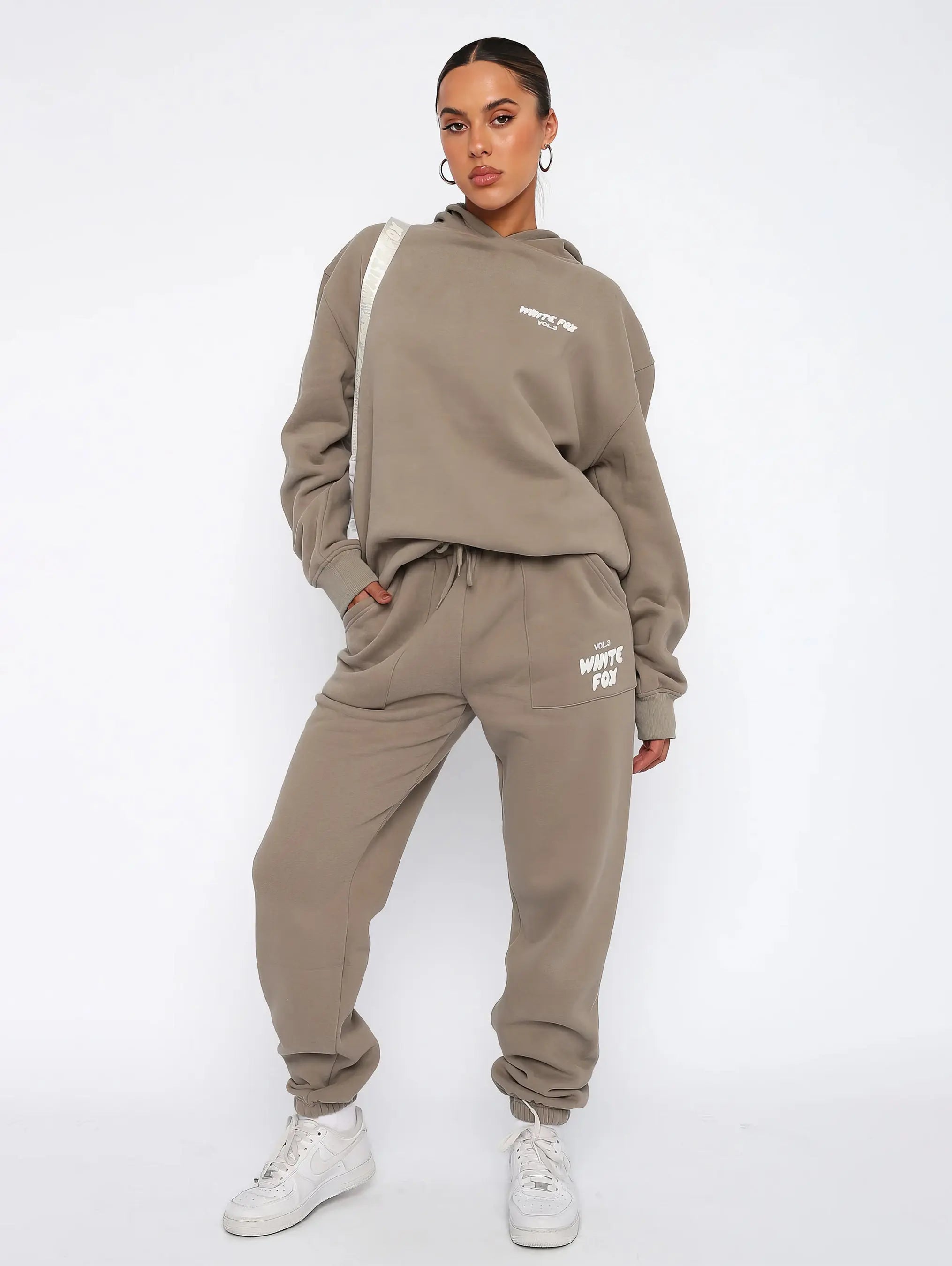 Women’s Oversized Hoodie – Cozy Pullover with Cute Dog Print