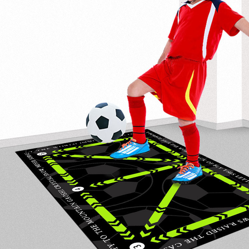 A child's best friend - Football training mat for all levels Non-slip & quiet