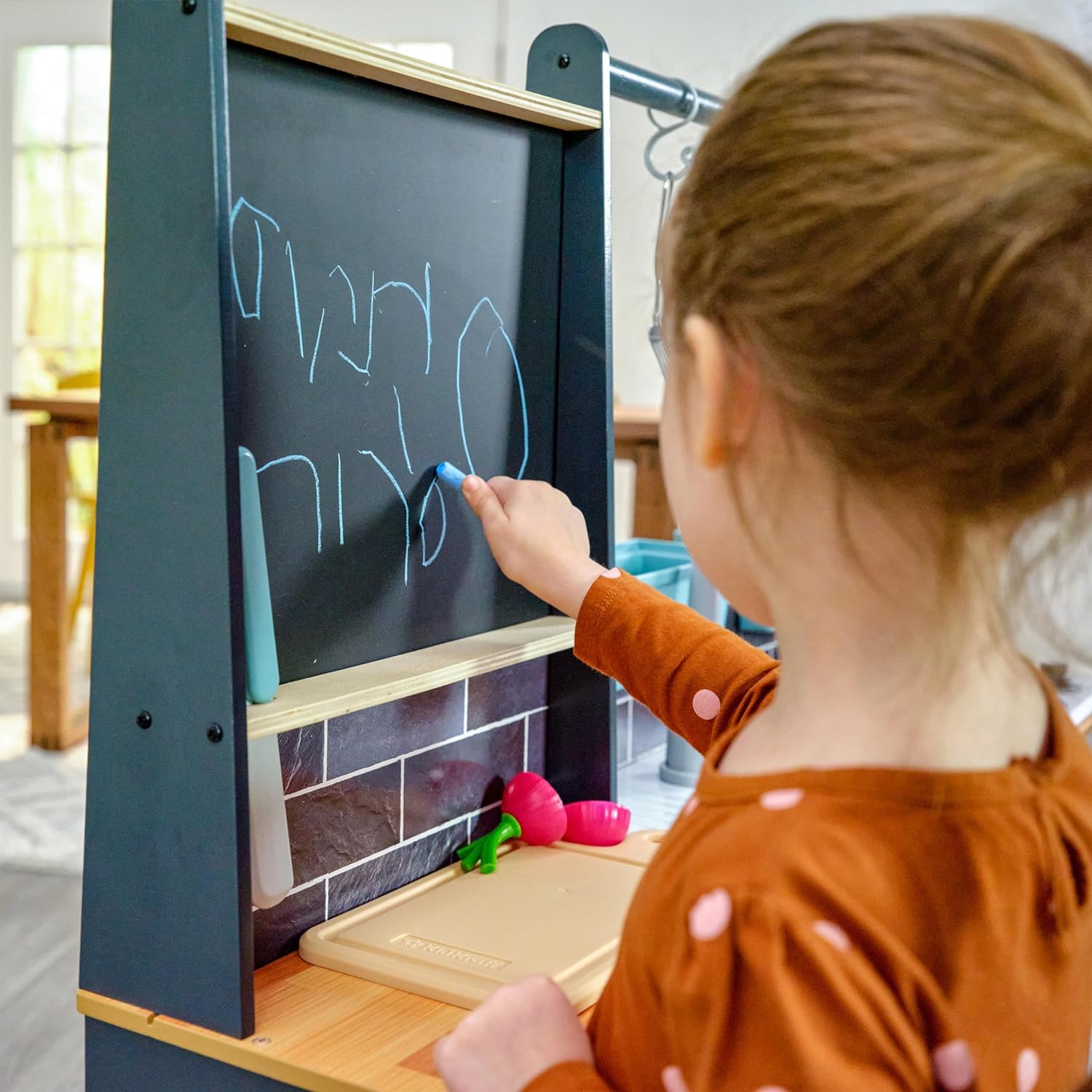 Cucina giocattolo in legno Montessori per bambini