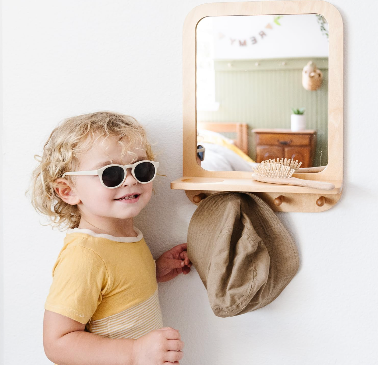 Specchio acrilico in legno Montessori per bambini piccoli