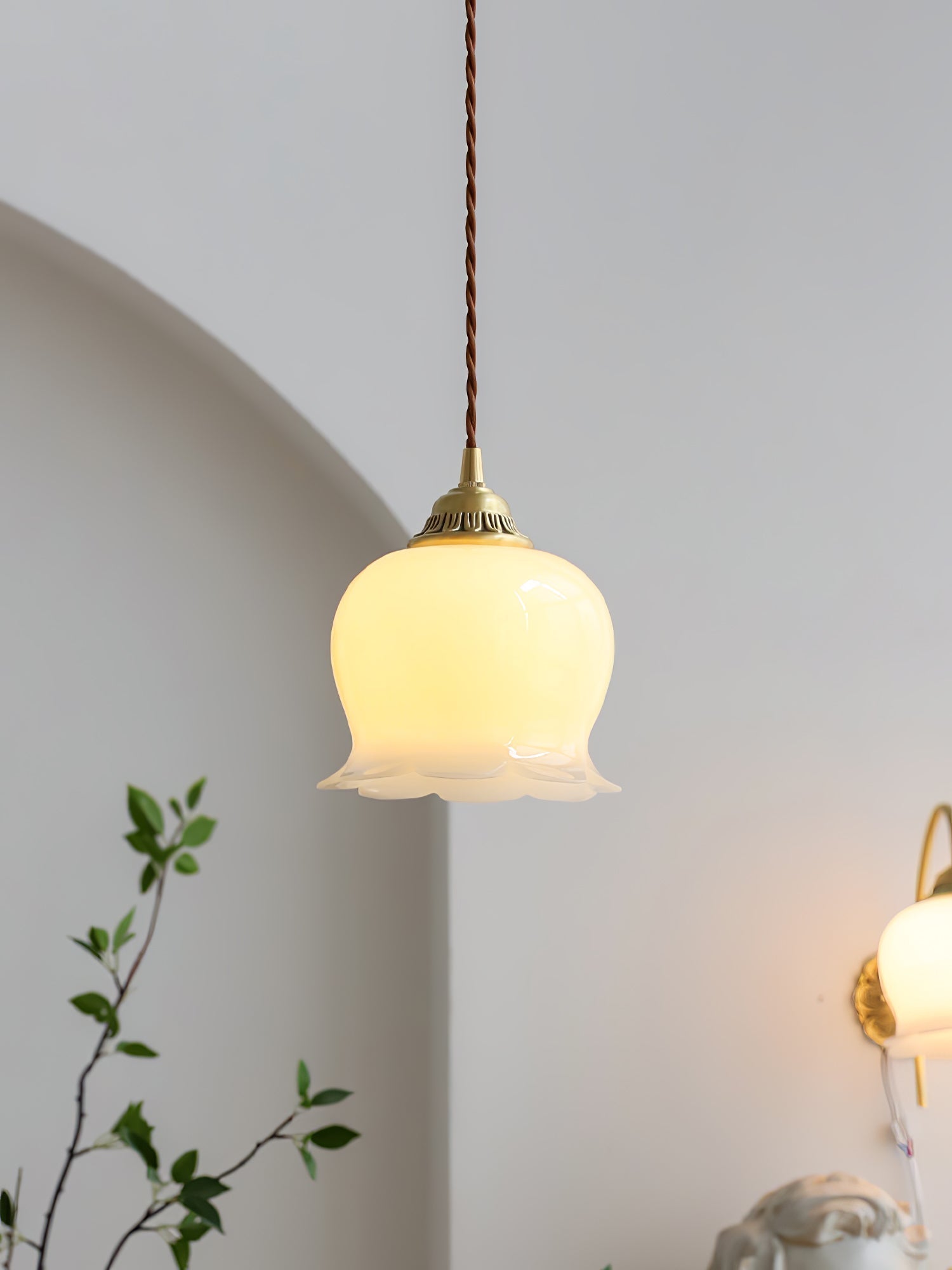 Vintage Brass Petal Glass Pendant Light 1-Light