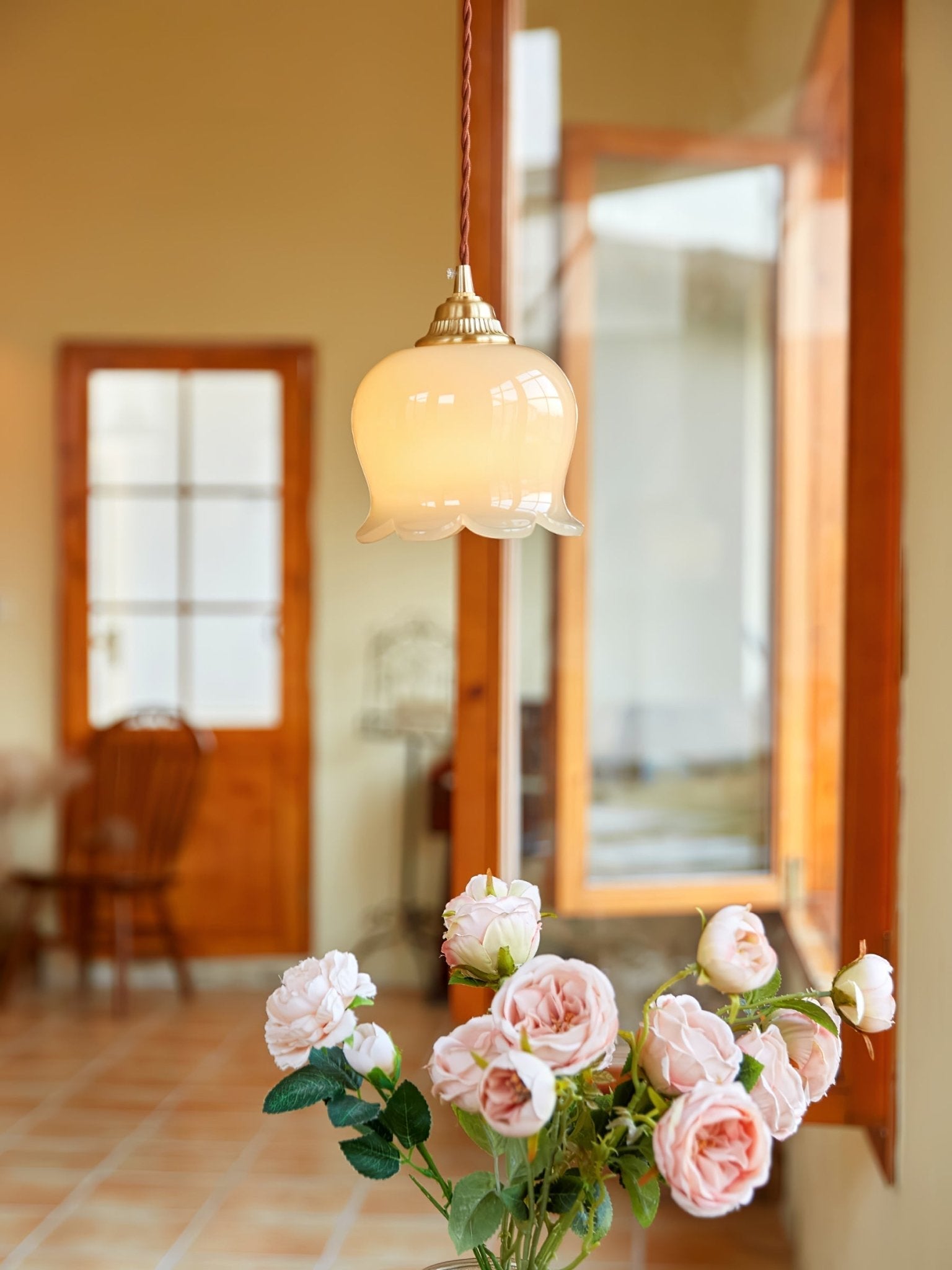 Vintage Brass Petal Glass Pendant Light 1-Light