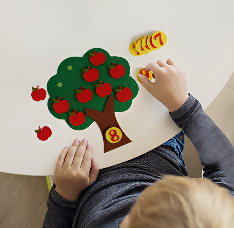 Albero di mele Montessori